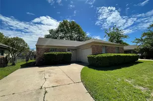 7204 Shadow Bend Dr, Fort Worth, TX 76137 - Photo 3