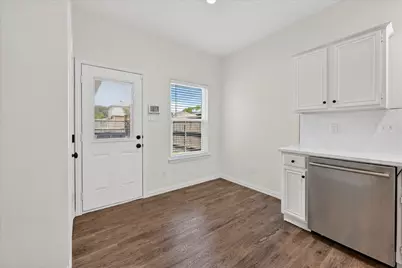 2302 Brookview Drive, McKinney, TX 75072 - Photo 9