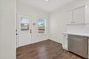 2302 Brookview Dr, McKinney, TX 75072 - Photo 9