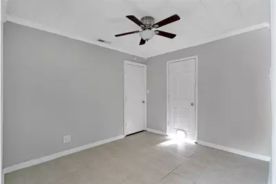 6104 Kelly Elliott Road, Arlington, TX 76001 - Photo 23