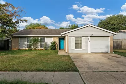6104 Kelly Elliott Road, Arlington, TX 76001 - Photo 1