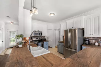 218 Granada Calle Street, Granbury, TX 76049 - Photo 19