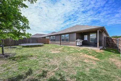 508 Bronze Circle W, Springtown, TX 76082 - Photo 3