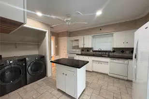 7525 Wentwood Dr, Dallas, TX 75225 - Photo 7
