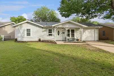 112 Murphy Road, Burleson, TX 76028 - Photo 1