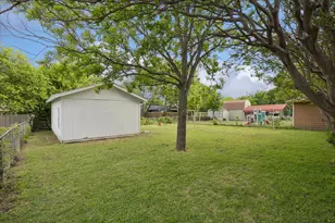 112 Murphy Rd, Burleson, TX 76028 - Photo 25