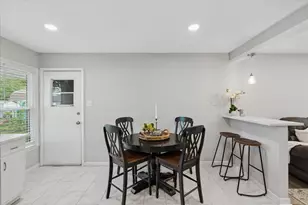 112 Murphy Rd, Burleson, TX 76028 - Photo 9