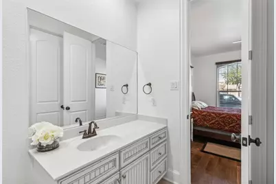 638 Arbol, Irving, TX 75039 - Photo 5