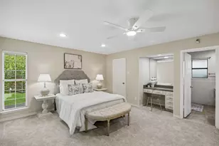 9734 Queenswood Ln, Dallas, TX 75238 - Photo 15