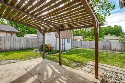 1804 Clear Creek Lane, Carrollton, TX 75007 - Photo 9