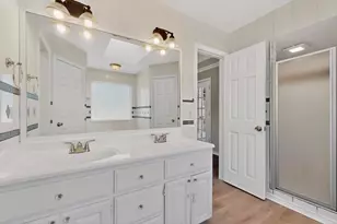 2601 Trail Tree Ct, Burleson, TX 76028 - Photo 23