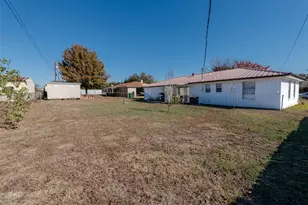 403 Sherry Lee Ln, Hamilton, TX 76531 - Photo 35