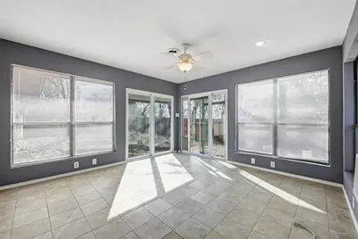 3920 Sanguinet Street, Fort Worth, TX 76107 - Photo 33