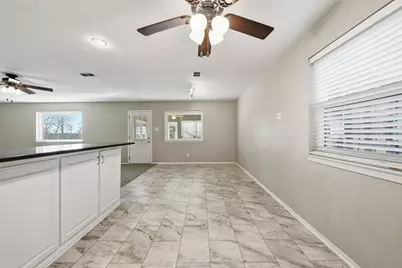 3920 Sanguinet Street, Fort Worth, TX 76107 - Photo 29