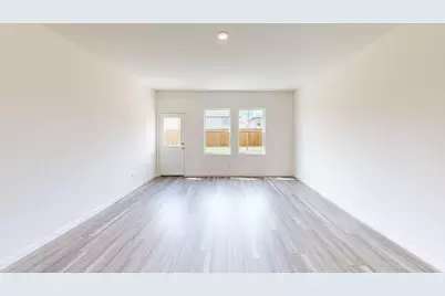 2312 Winthrop Avenue, Princeton, TX 75407 - Photo 7