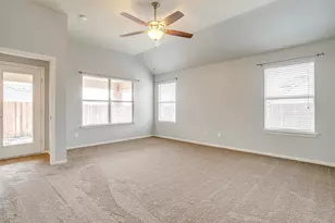 1721 Castle Creek Dr, Little Elm, TX 75068 - Photo 19