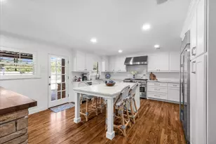 4612 Holiday Ln W, North Richland Hills, TX 76180 - Photo 7