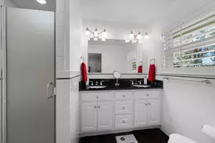 4612 Holiday Ln W, North Richland Hills, TX 76180 - Photo 29