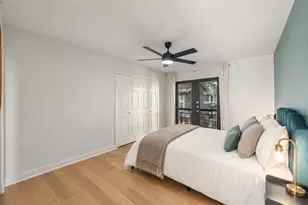 10215 Regal Oaks Dr, Dallas, TX 75230 - Photo 9