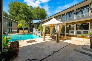 10215 Regal Oaks Dr, Dallas, TX 75230 - Photo 17