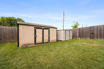 112 Charles Street, DeSoto, TX 75115 - Photo 23