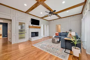 5517 Chimney Rock Rd, Fort Worth, TX 76112 - Photo 3