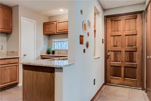 647 Cimarron Trail, Irving, TX 75063 - Photo 7