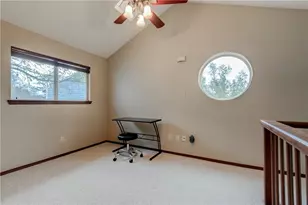 647 Cimarron Trail, Irving, TX 75063 - Photo 19