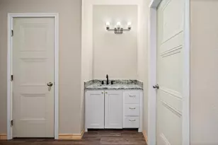 2875 Conveyor Dr, Burleson, TX 76028 - Photo 15