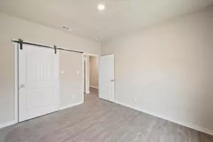 2875 Conveyor Dr, Burleson, TX 76028 - Photo 5