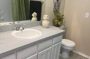 6302 Meadowmere Ln, Arlington, TX 76001 - Photo 15