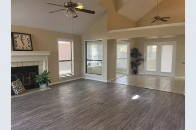 6302 Meadowmere Lane, Arlington, TX 76001 - Photo 19