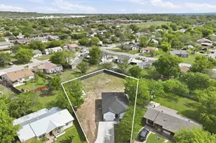 1613 SE Park Rd, Mineral Wells, TX 76067 - Photo 1