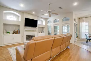 505 Dorcas Ln, Arlington, TX 76013 - Photo 9