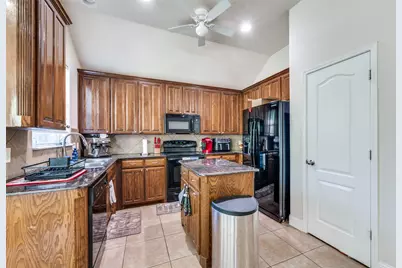 8233 Edgepoint Trail, Fort Worth, TX 76053 - Photo 11