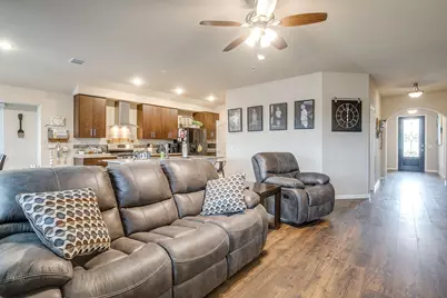 1004 Fairfax Drive, Godley, TX 76044 - Photo 9