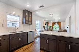 1239 Whitaker Ave, Dallas, TX 75216 - Photo 9