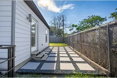 1239 Whitaker Avenue, Dallas, TX 75216 - Photo 17
