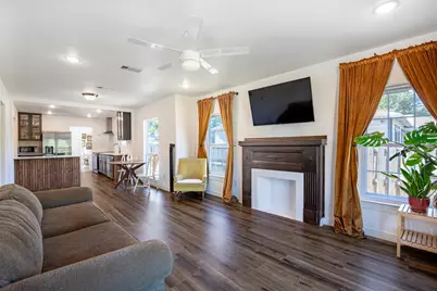 1239 Whitaker Avenue, Dallas, TX 75216 - Photo 3