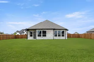 108 Golden Jackal Ct, Godley, TX 76044 - Photo 29