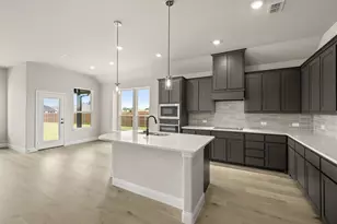 108 Golden Jackal Ct, Godley, TX 76044 - Photo 11