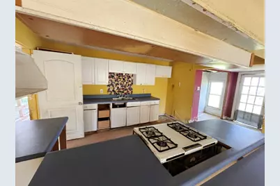 201 E San Antonio Avenue, Cooper, TX 75432 - Photo 9