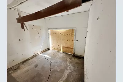 201 E San Antonio Avenue, Cooper, TX 75432 - Photo 15