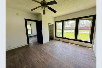 201 E San Antonio Avenue, Cooper, TX 75432 - Photo 5