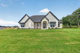 1045 Arbor Vista Dr, Azle, TX 76020 - Photo 1