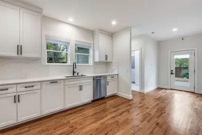 734 N Montclair Avenue, Dallas, TX 75208 - Photo 13
