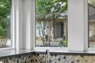 6812 Summer Meadow Ln, Dallas, TX 75252 - Photo 9