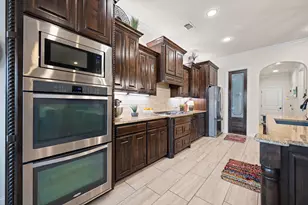 408 Blue Daze Ct, Burleson, TX 76028 - Photo 9