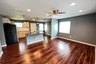 1226 Record Crossing Rd, Dallas, TX 75235 - Photo 3