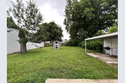 1226 Record Crossing Road, Dallas, TX 75235 - Photo 15